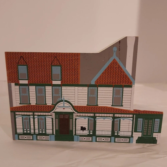 Vintage 1995 The Cat's Meow Vandiver Inn Maryland Shelf Sitter - Picture 1 of 7